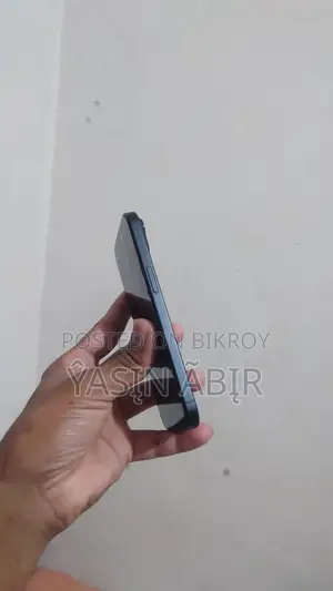 Apple iPhone 15 . (Used)