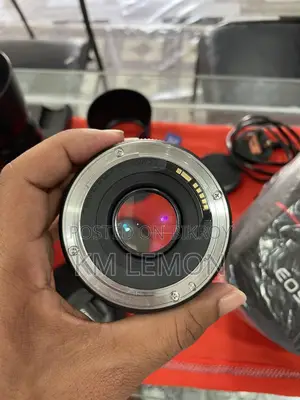 ক্যানন ৫০মিমি এসটিএম প্রাইম লেন্স