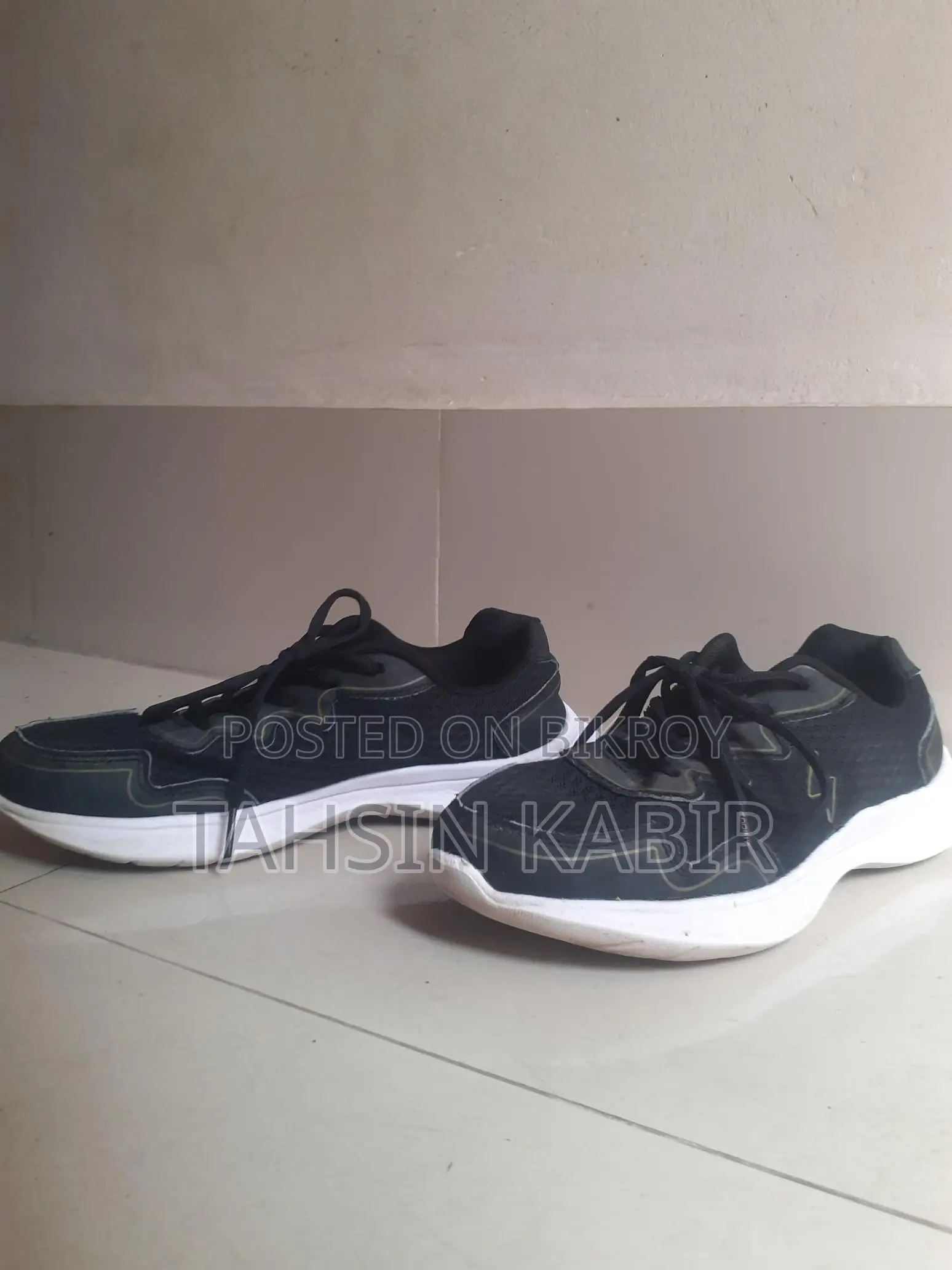 Sprint Apex Sneakers