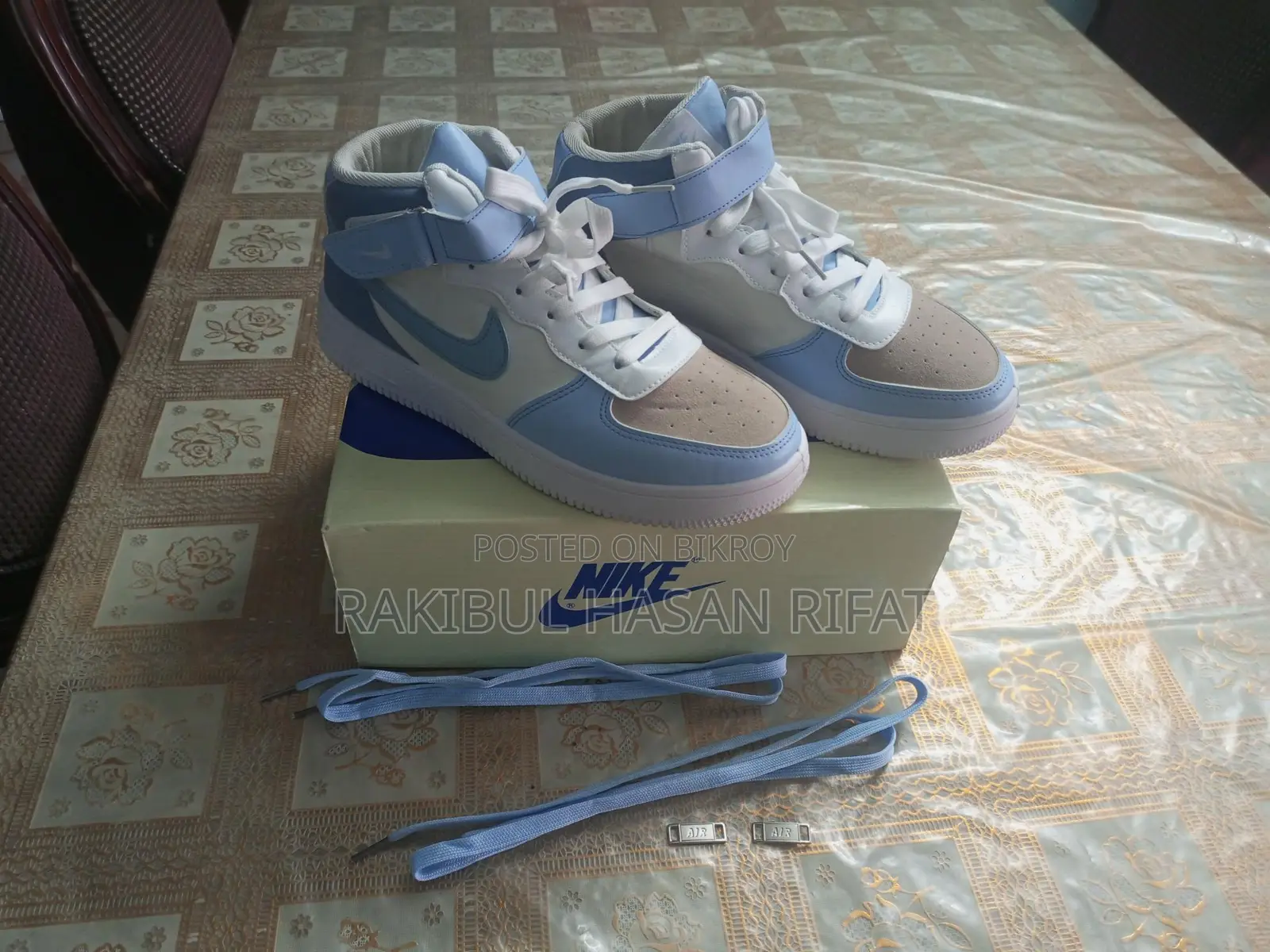 Original Nike Air Jordan 1 White Papers for Sale