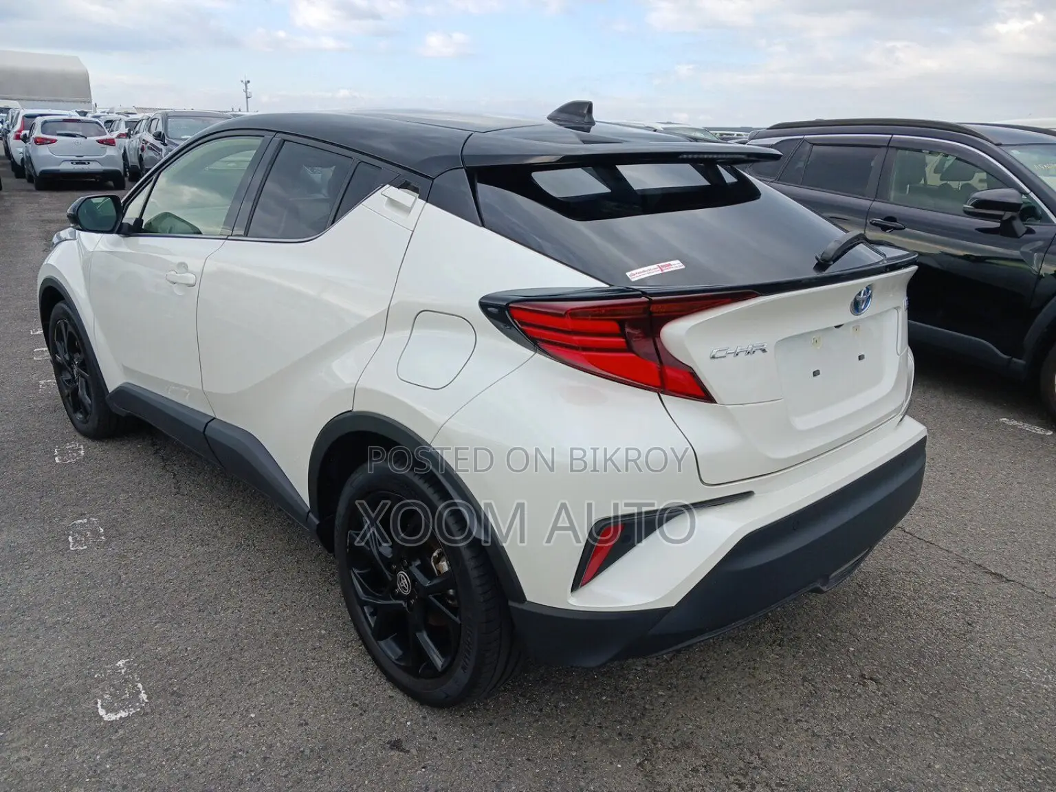 Toyota C-HR G MODE PEARL COLOR 2020