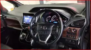 Toyota Esquire GI 2020
