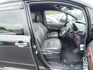 Toyota Esquire GI 2020
