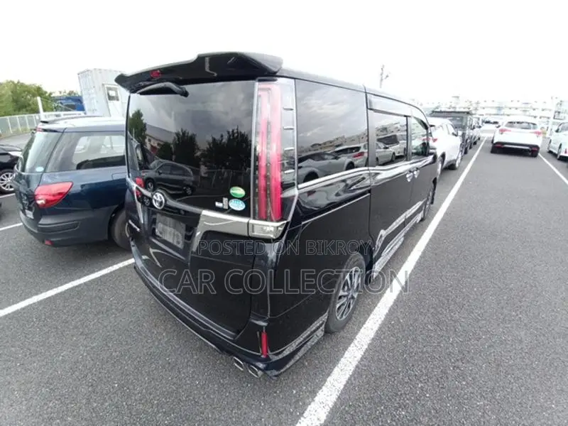Toyota Esquire GI 2020