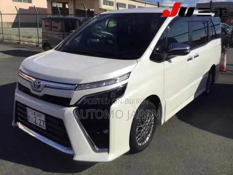 Toyota Voxy ZS KIRAMEKI 3 2021