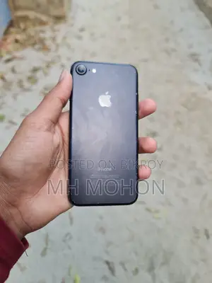 Apple iPhone 7 (Used)