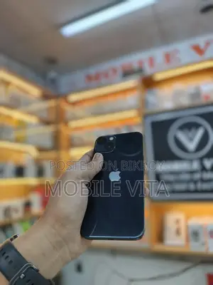অ্যাপল আইফোন ১৩ অথেনটিক (ব্যবহৃত)