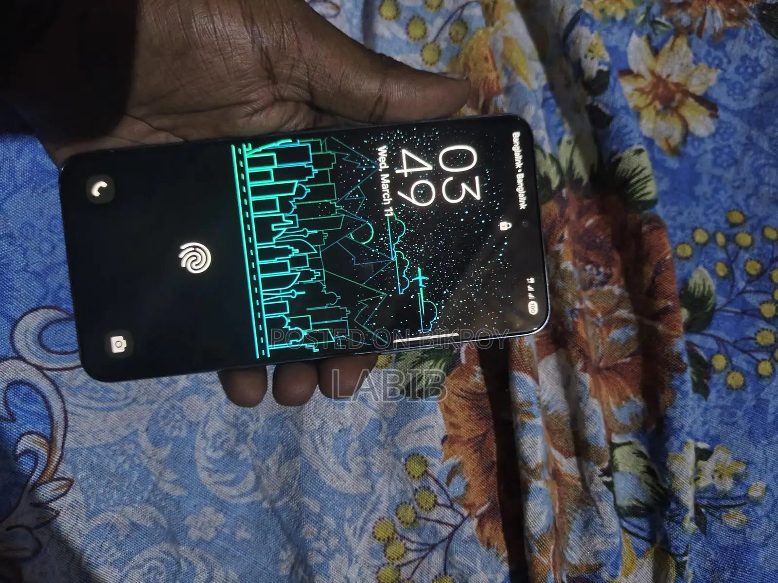 Samsung Galaxy S22 (Used)