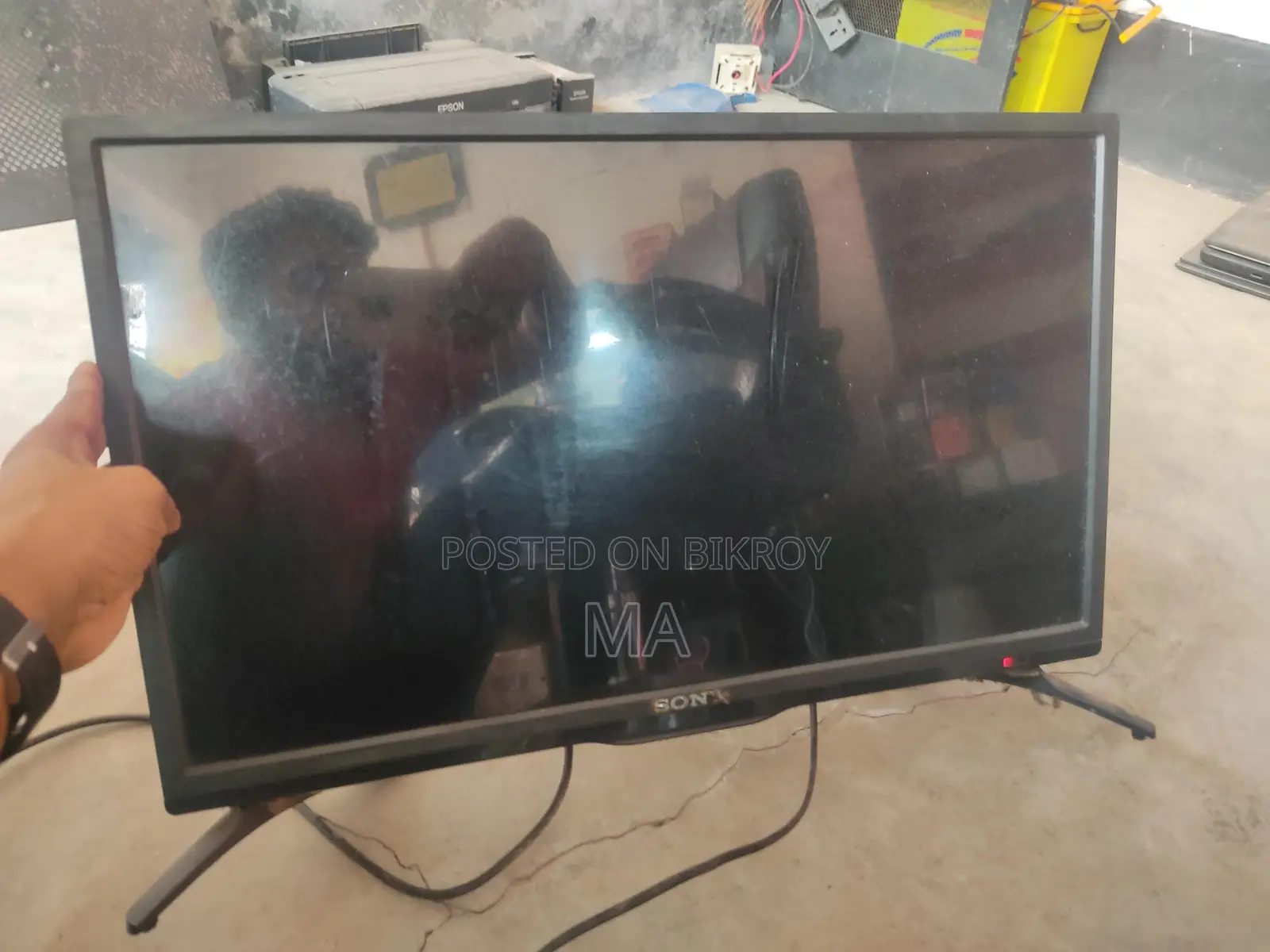 24' Full Fresh TV