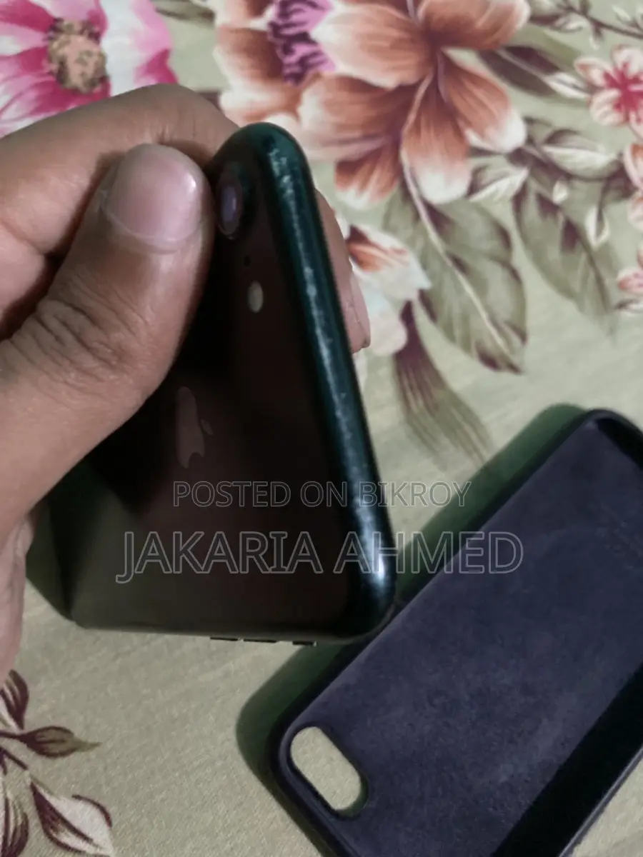 Apple iPhone 7 (Used)