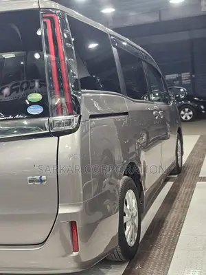 Toyota Noah X Package 2020