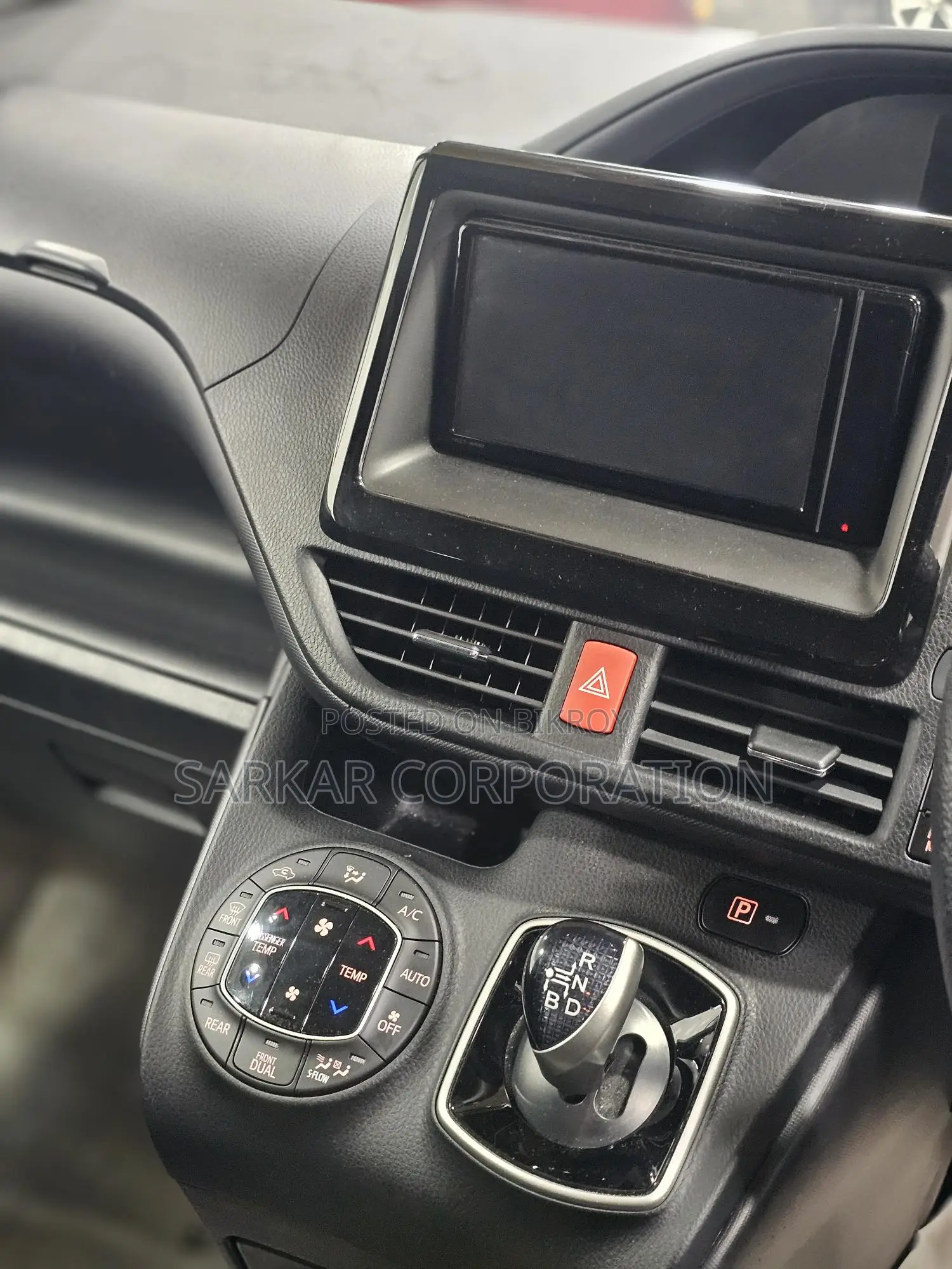 Toyota Noah X Package 2020