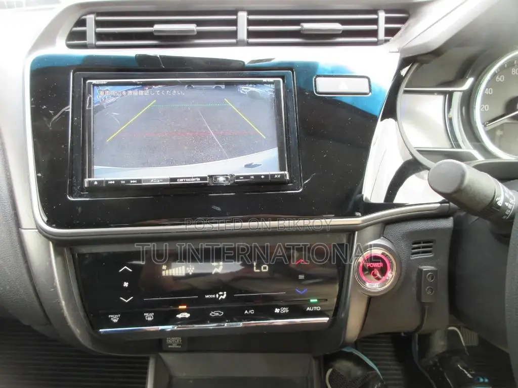 Honda Grace 2020