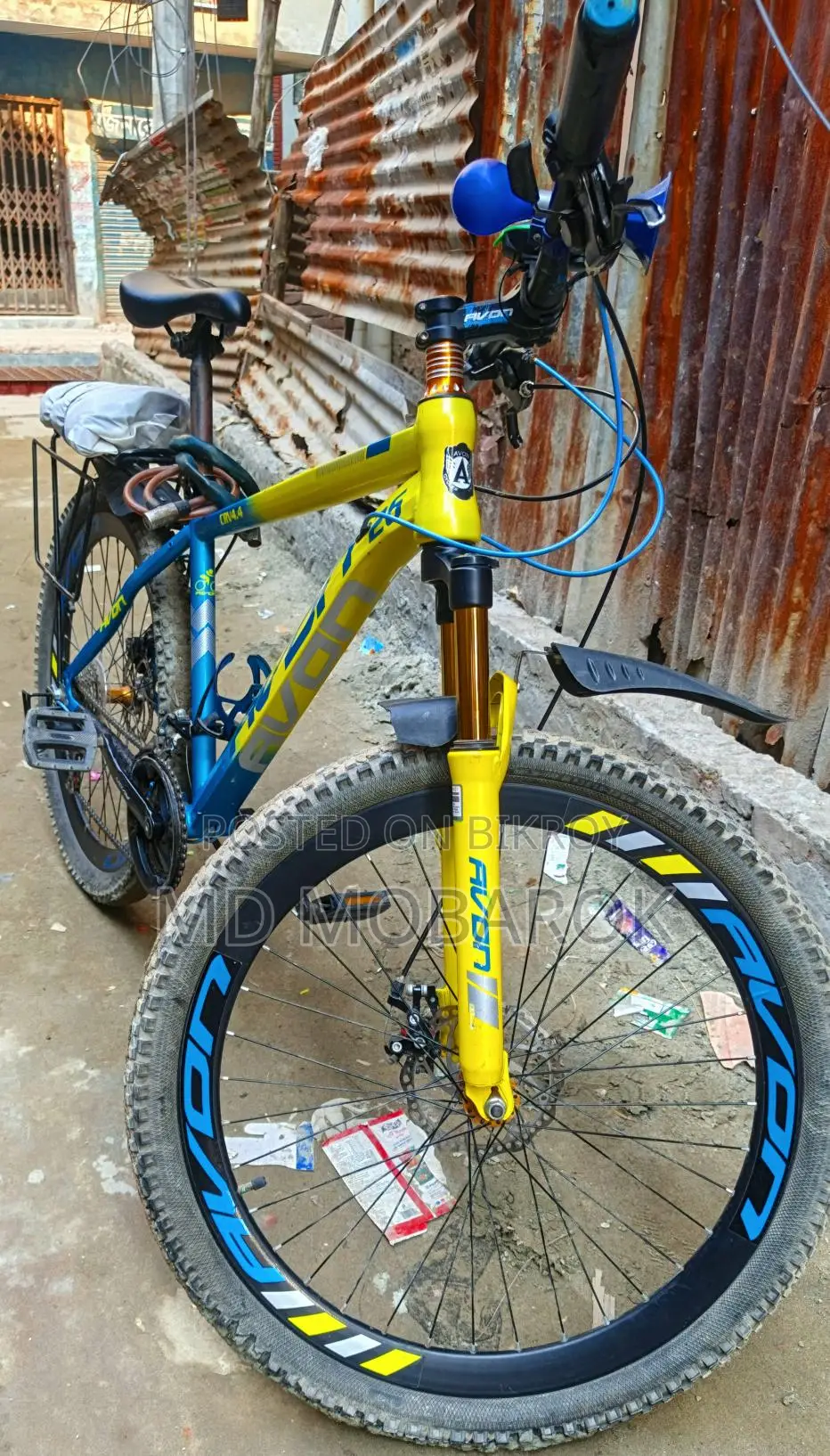 Model Avon 26"