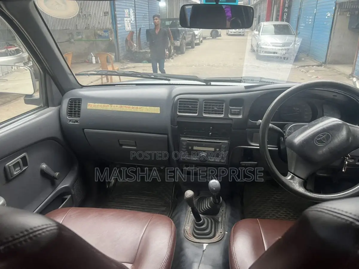 Toyota Hilux Pickup 1997