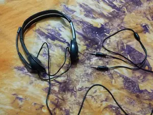 Headphone (wired)