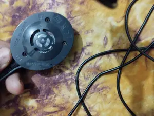 Headphone (wired)
