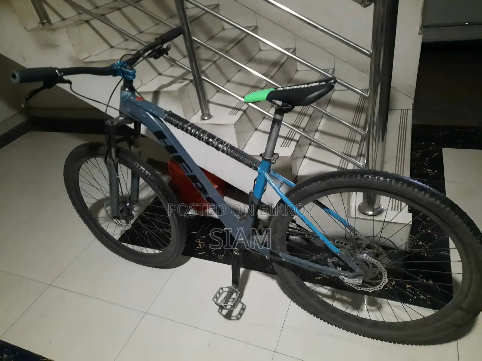 Hero Sh200