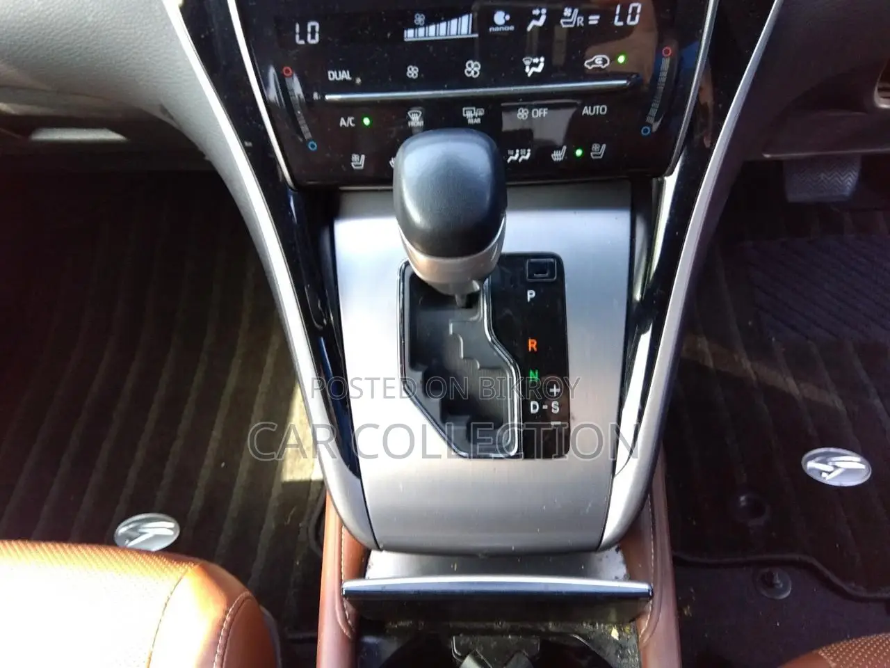 Toyota Harrier PROGRESS METAL 2020