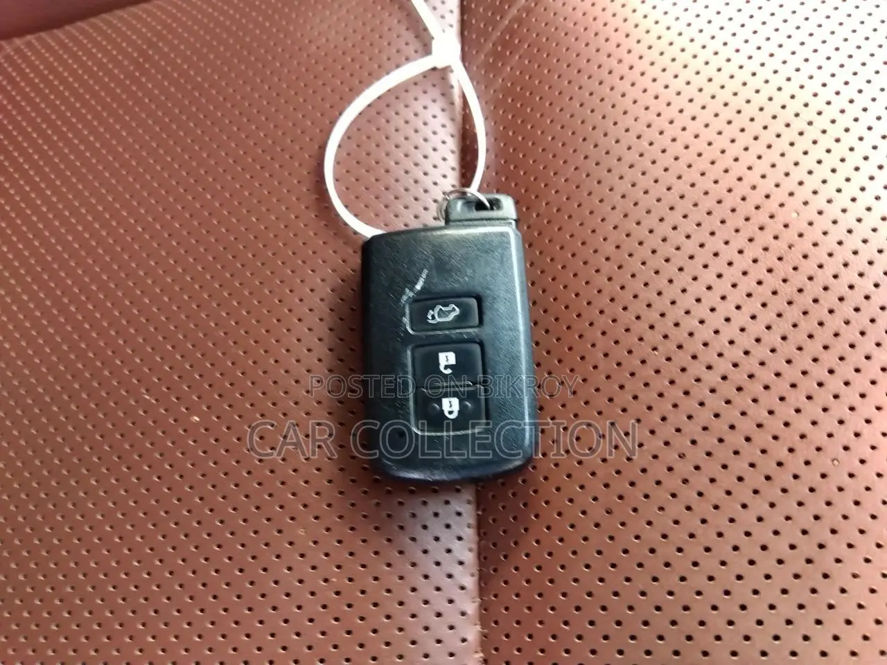 Toyota Harrier PROGRESS METAL 2020