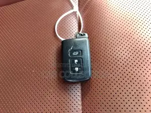 Toyota Harrier PROGRESS METAL 2020
