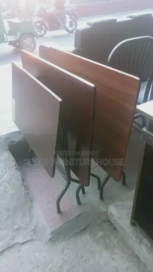 Folding Reading Table