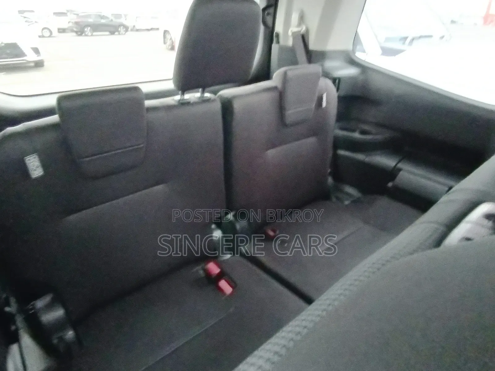 Toyota Noah X PKG HYB 2022