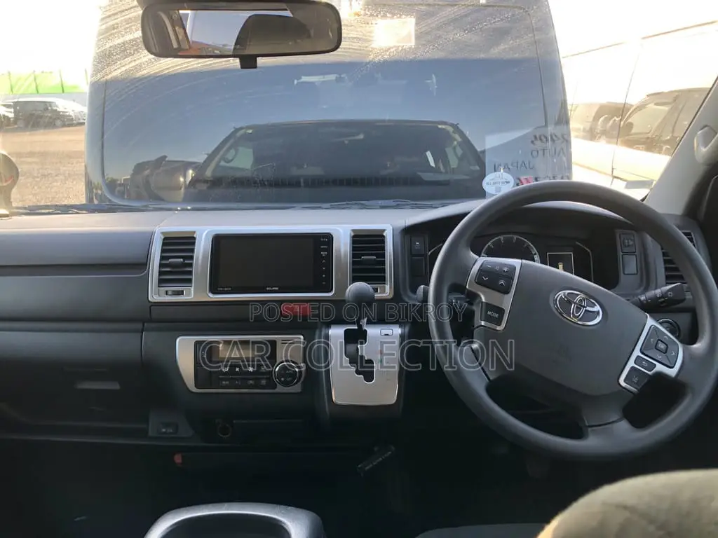 Toyota Hiace super GL 2020