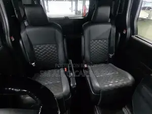 Toyota Voxy Non Hybrid SZ Black 2022