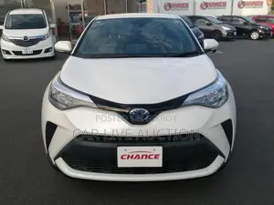 Toyota C-HR Hybrid S pre order 2021