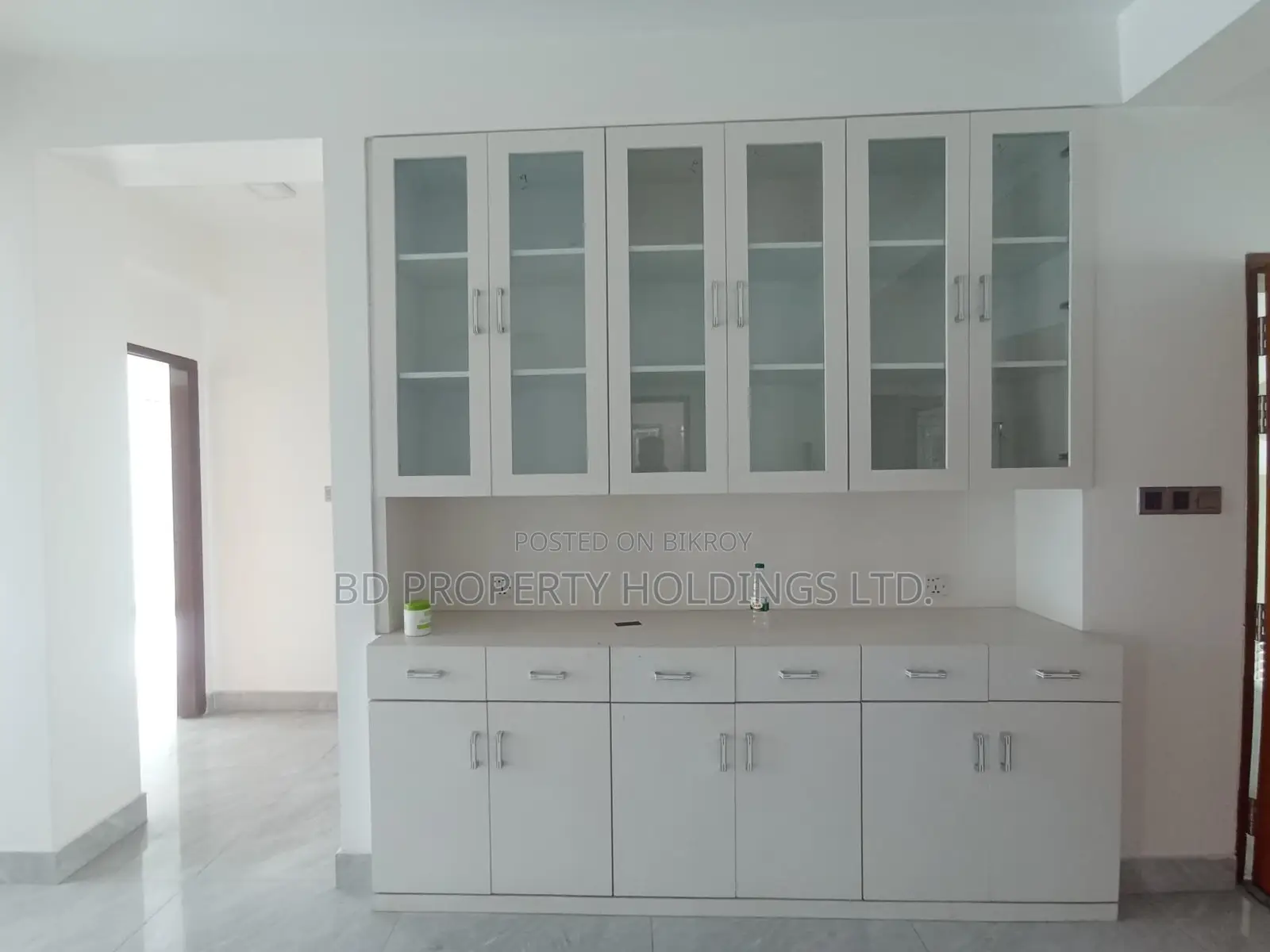 4bdrm Apartment in Basundhara for rent