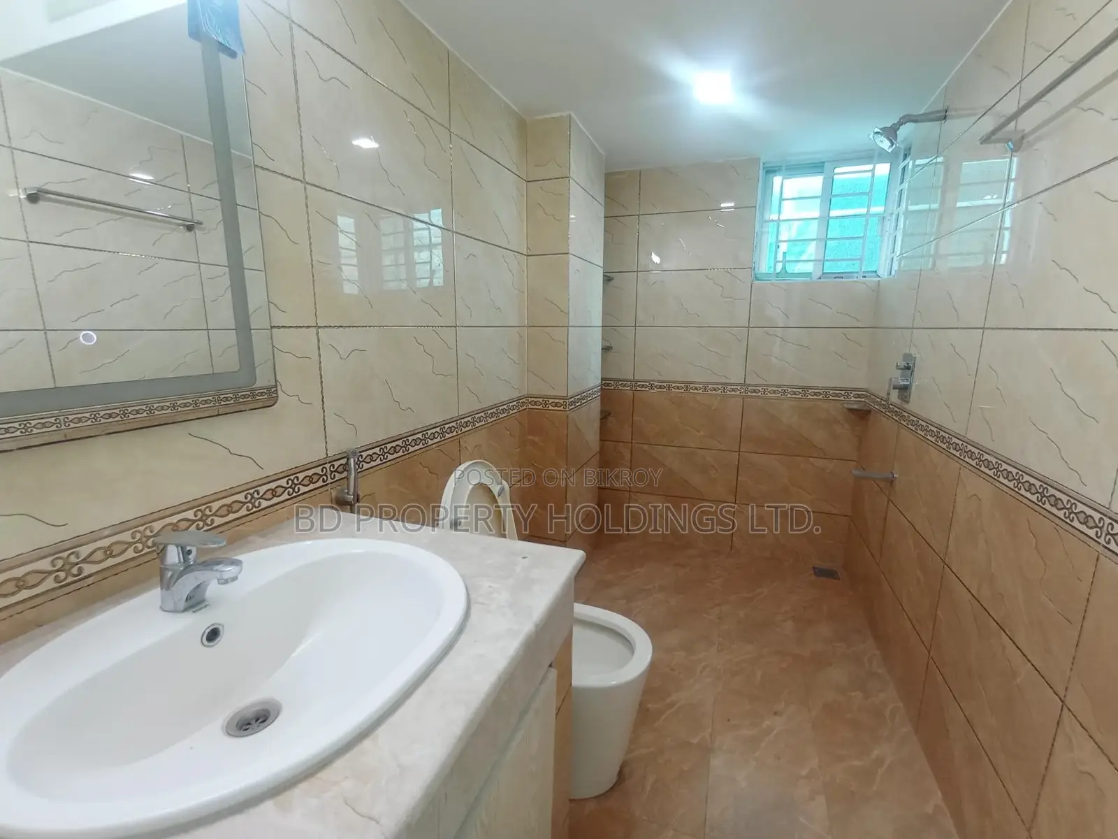 4bdrm Apartment in Basundhara for rent