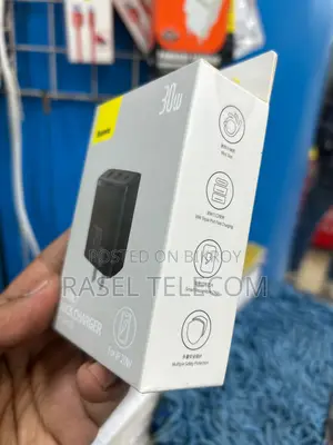 বেসাস কমপ্যাক্ট কুইক চার্জার ২ইউ+সি৩০ডব্লিউসিএন