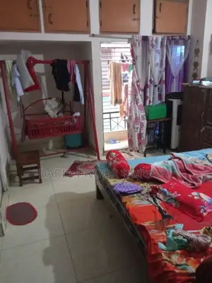 1025 SFT Ready Flat for Sale on 2nd Floor in Jurain