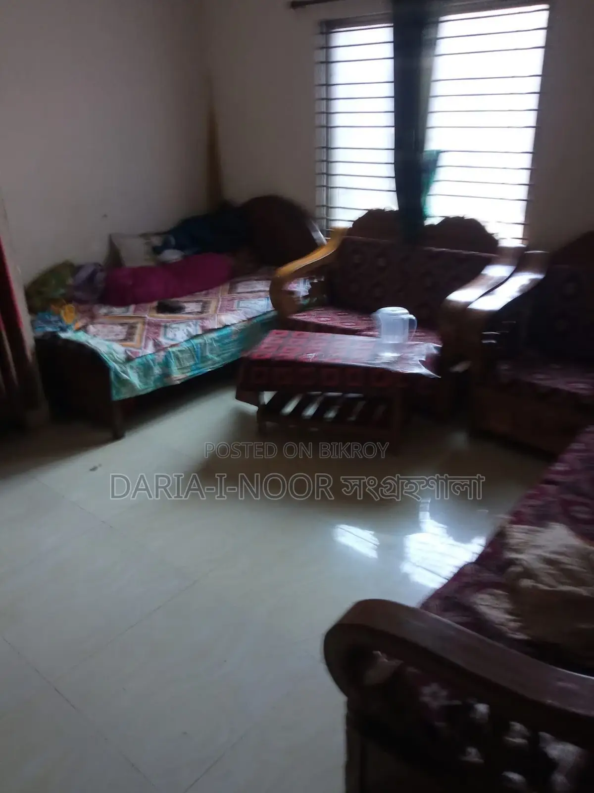 1025 SFT Ready Flat for Sale on 2nd Floor in Jurain