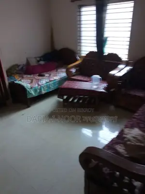 1025 SFT Ready Flat for Sale on 2nd Floor in Jurain