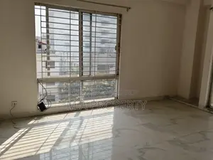 লেকভিউ ডুপ্লেক্স ৪-বেড অ্যাপার্টমেন্ট ভাড়া ২-কারপার্ক ৪৫০০ বর্গফুট গুলশান-১