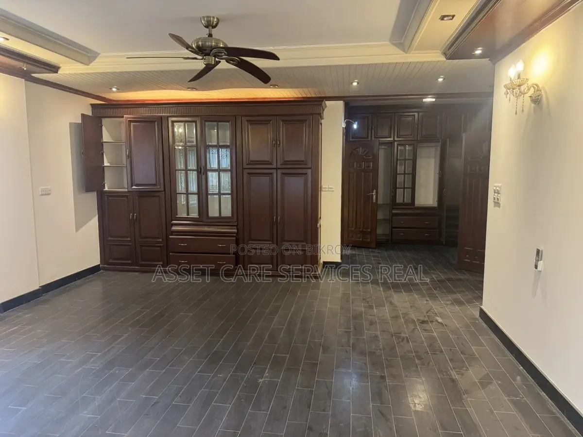 Exclusive Residential complex North Gulshan-2