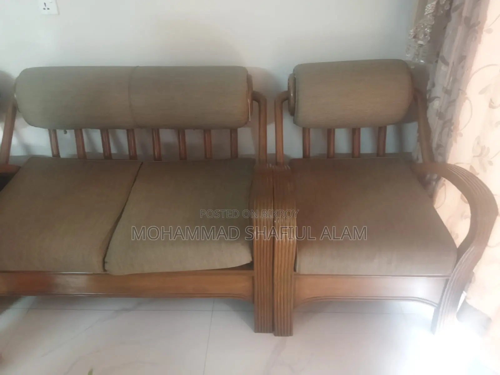 Teak wood sofa. 2+2+1 seats.