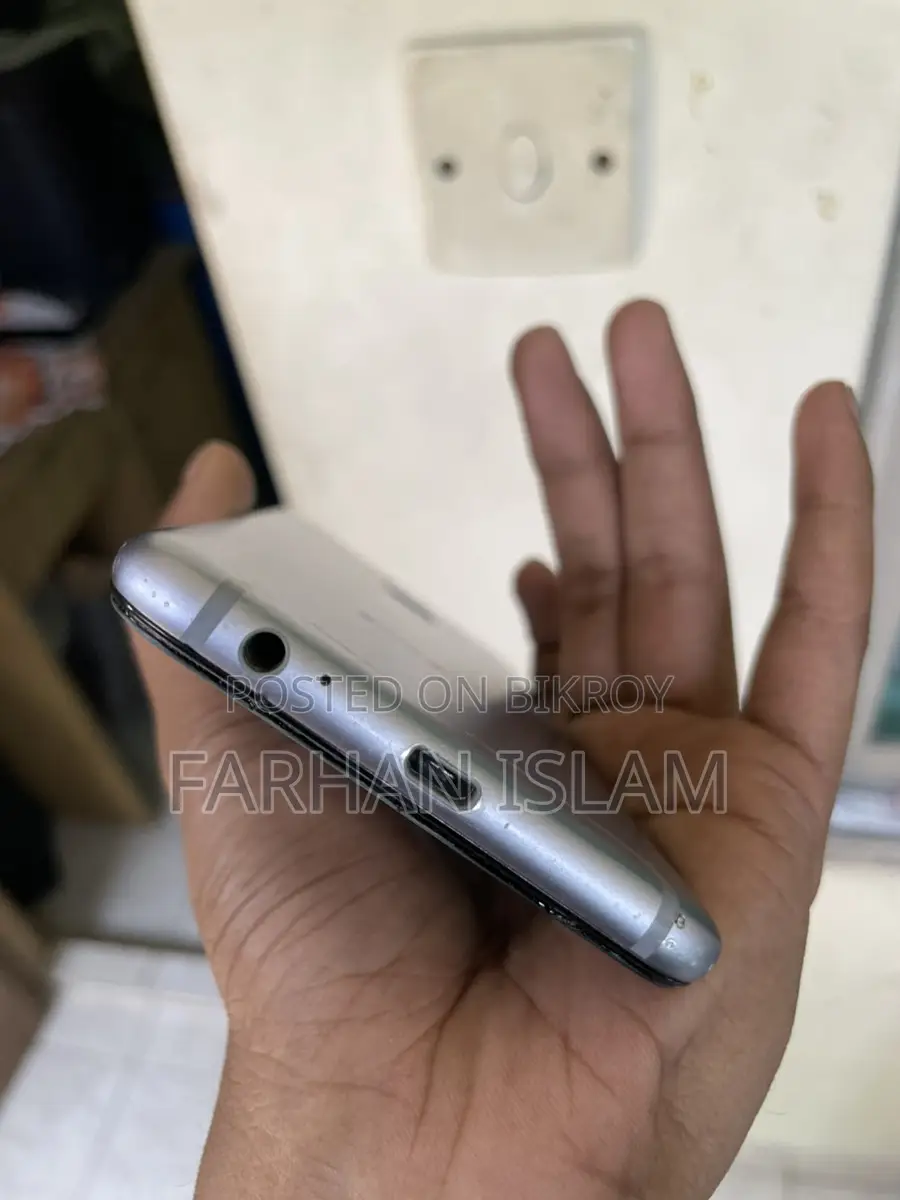 Samsung Galaxy A6 Plus (Used)