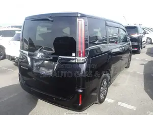 Toyota Esquire Petrol Gi Blackish 2020