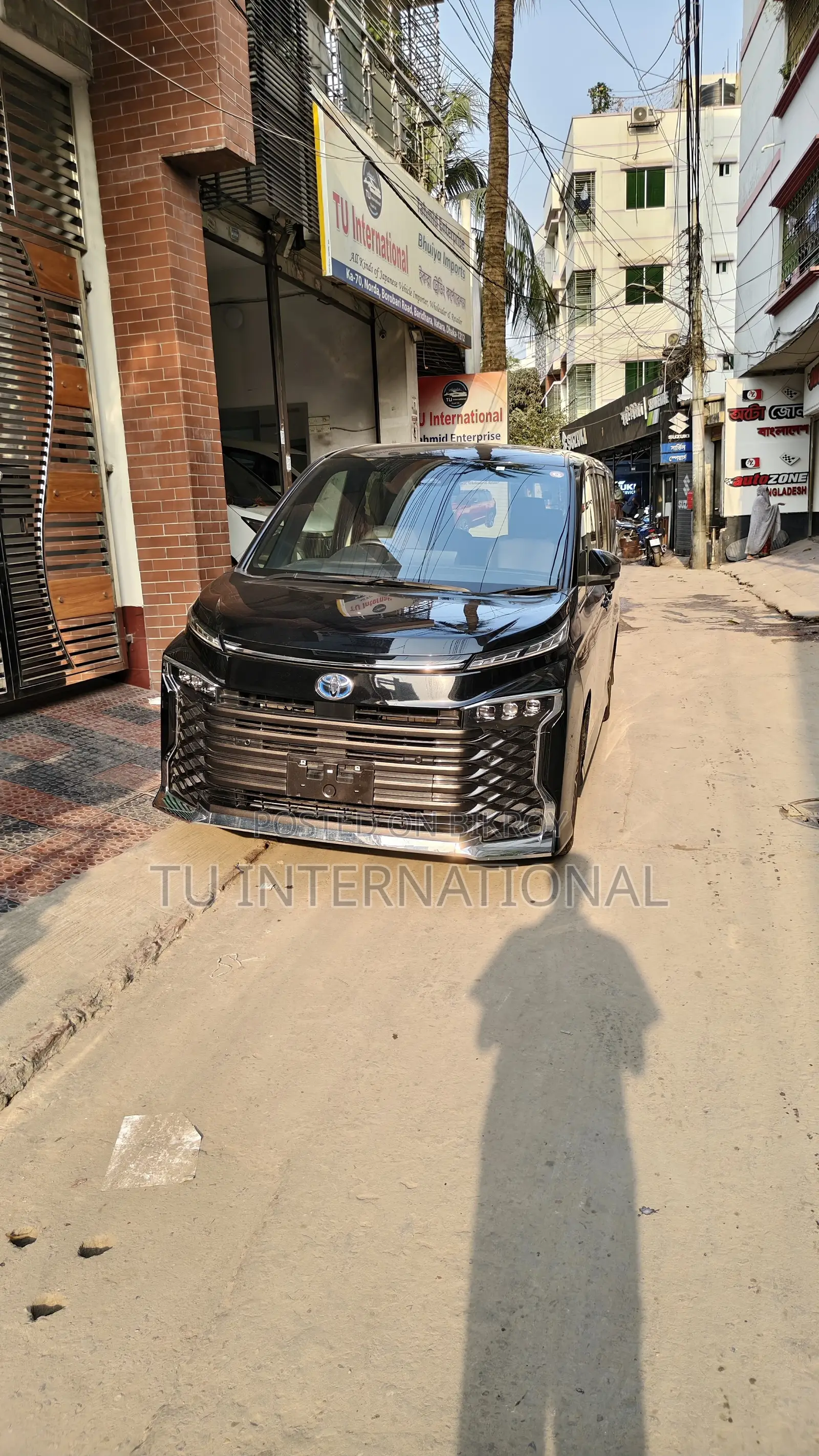 Toyota Voxy NEW SHAPE-SZ 2023