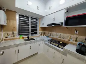 Rent 2 Bed Room Furnished Apartment in Bashundhara R/a