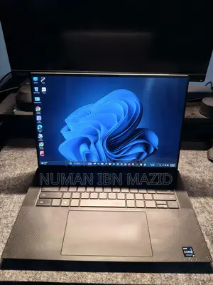 Dell XPS 15 - Core I9, 32 GB RAM, 1 TB SSD, Nvidia RTX 3050 Ti