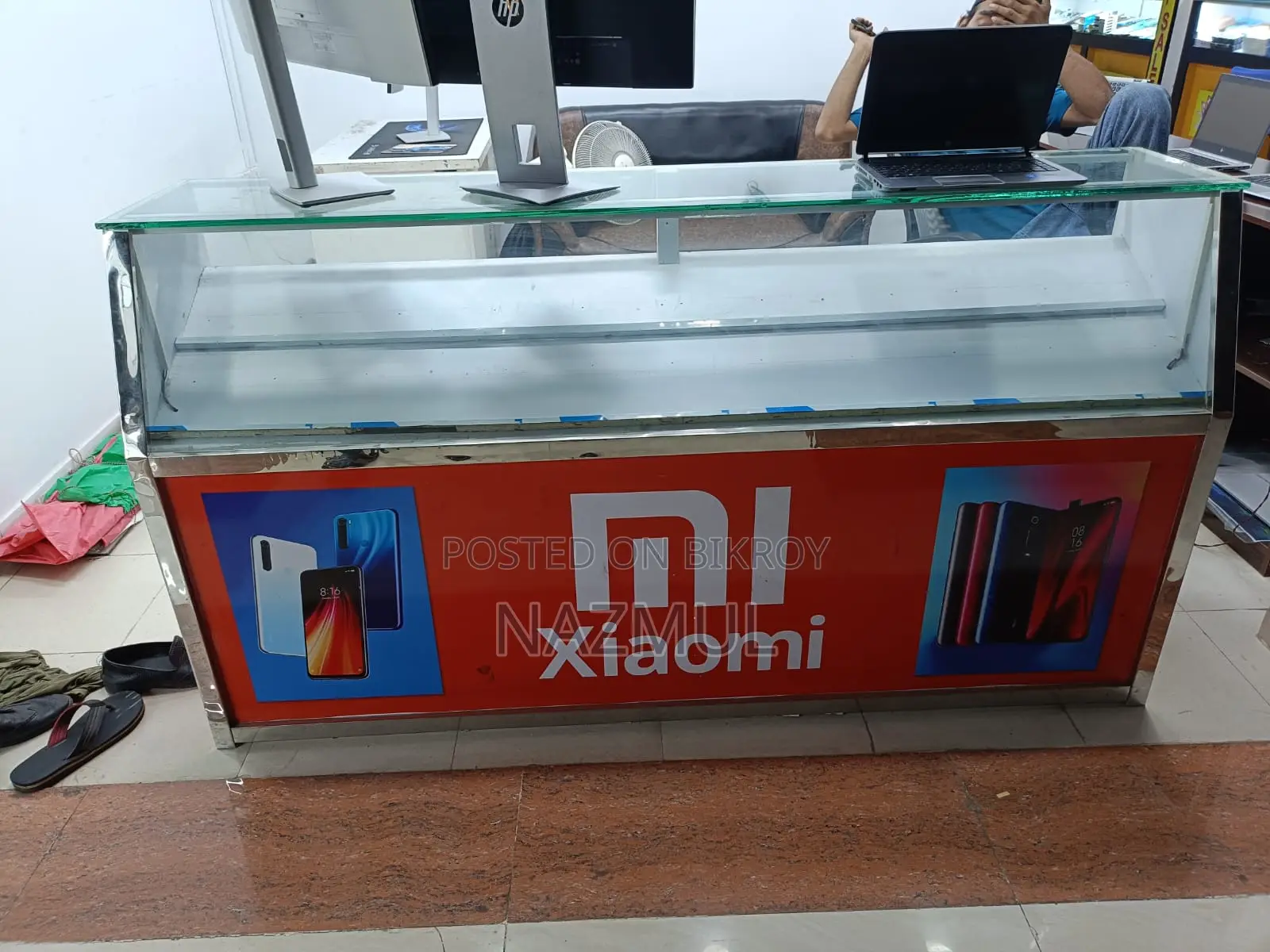 Shop Desk Sell