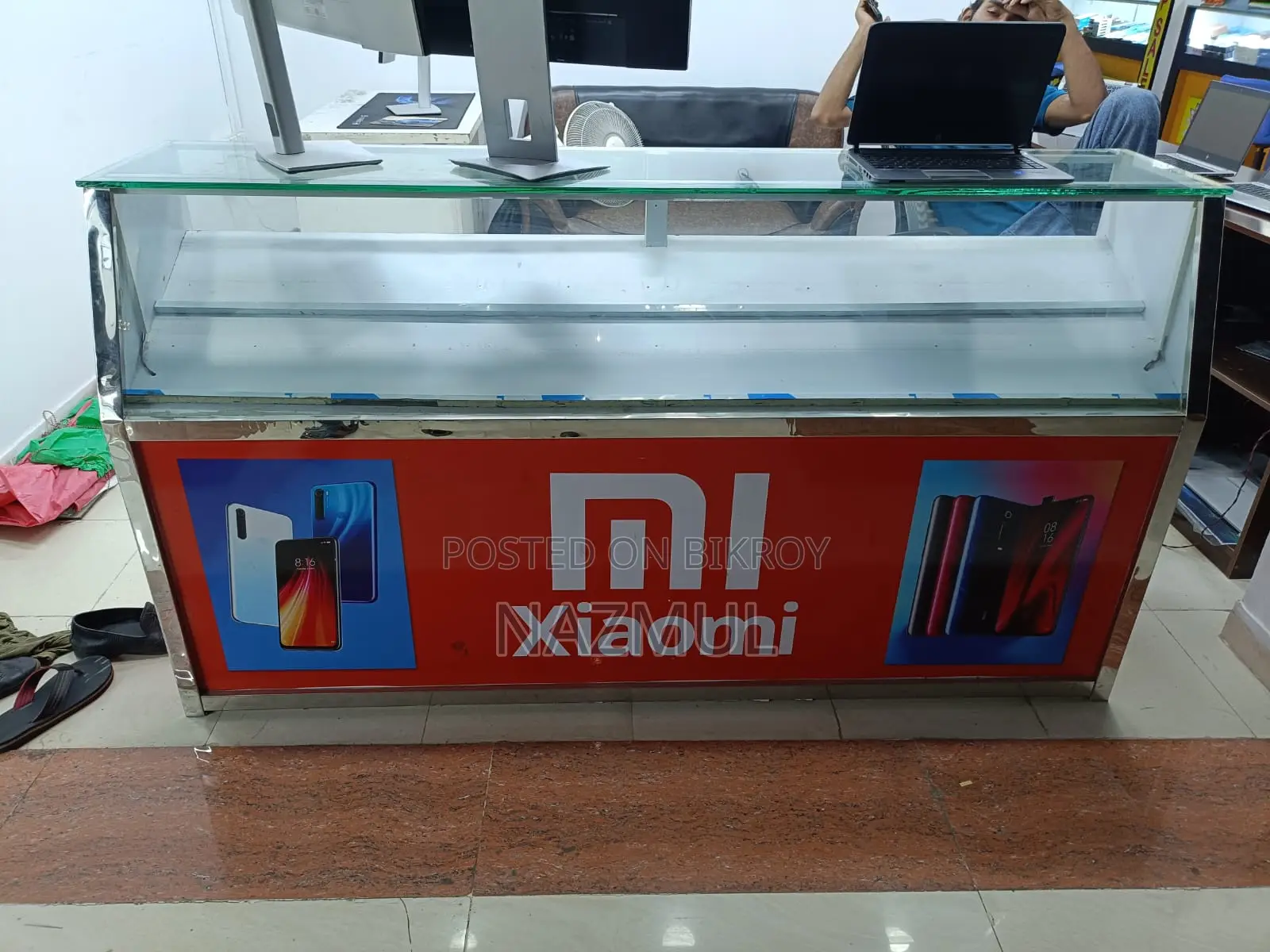 Shop Desk Sell