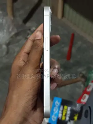 Apple iPhone 13 . (Used)