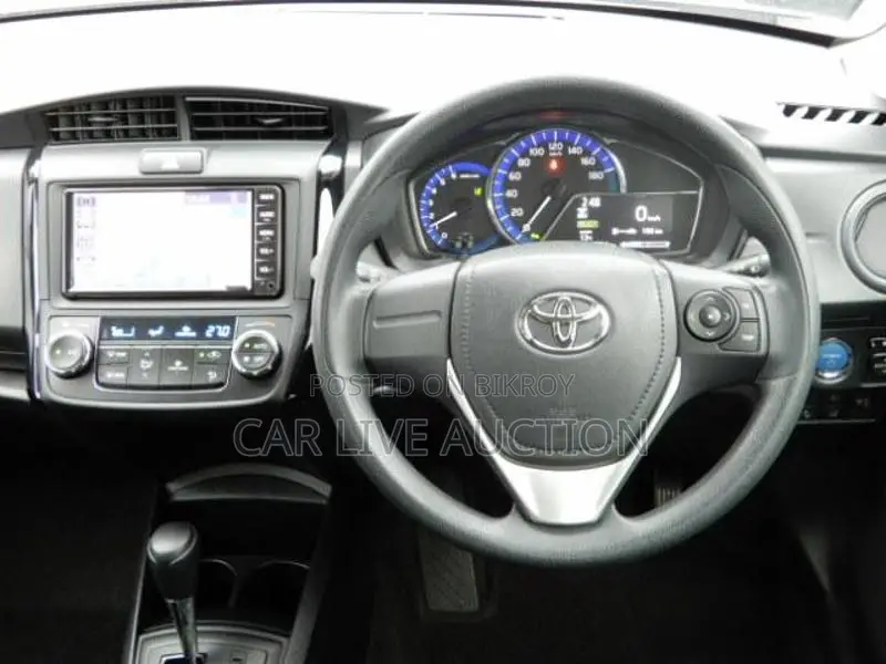 Toyota Axio Hybrid EX package 2021
