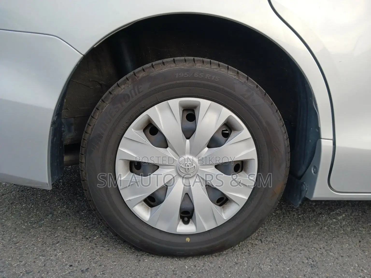 Toyota Noah Non Hybrid X Silver 2021