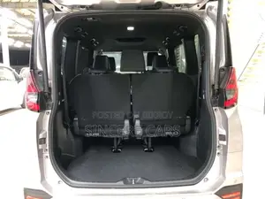 Toyota Noah Sz. Brown 2022